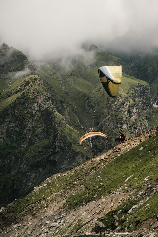 marketing et communication pour promouvoir votre activité de parachutisme et saut en tandem